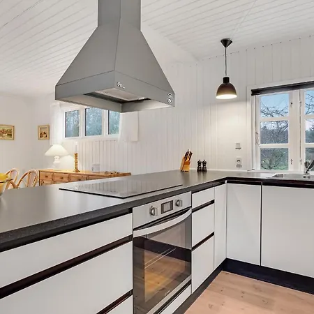 3 Bedroom Lovely In 度假居 *