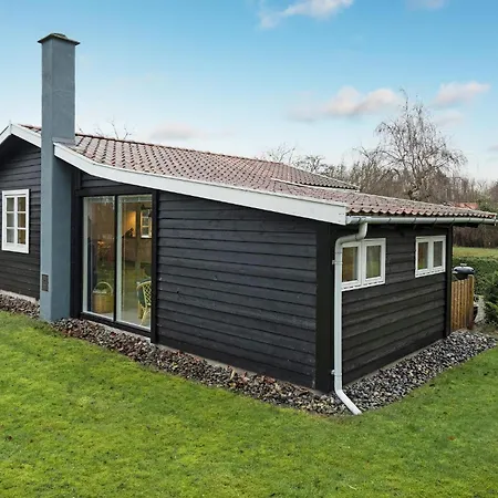 3 Bedroom Lovely In Holiday home *